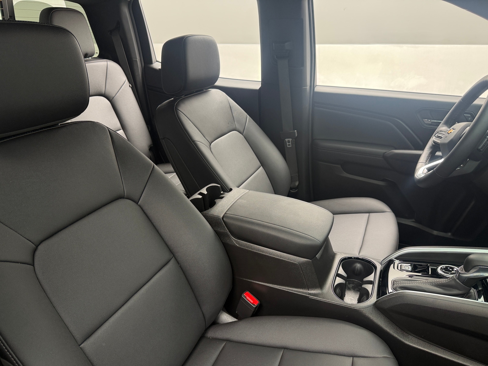 Thumbnail: 2026 Chevrolet Colorado - 2
