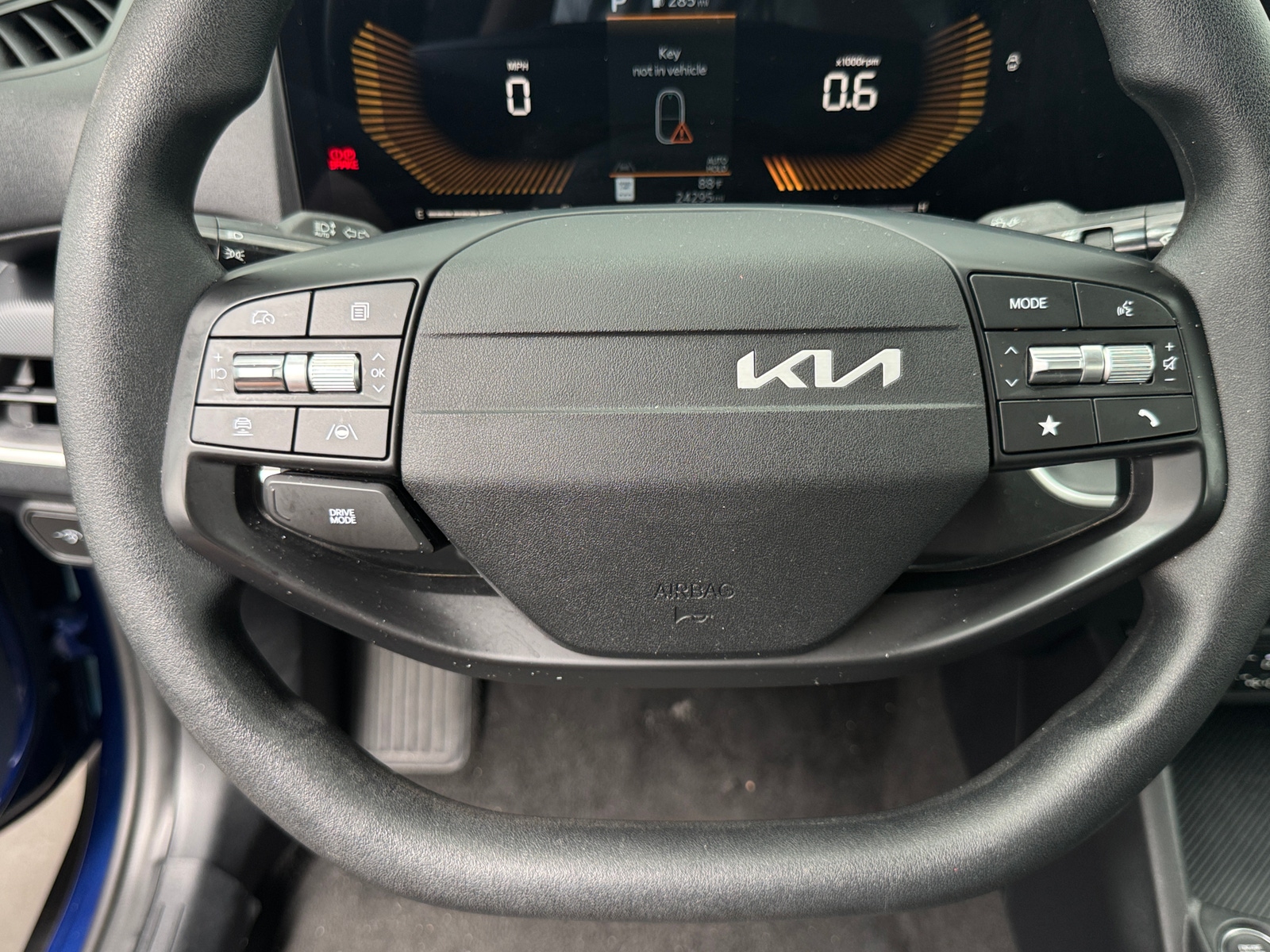 Thumbnail: 2025 Kia K4 - 5