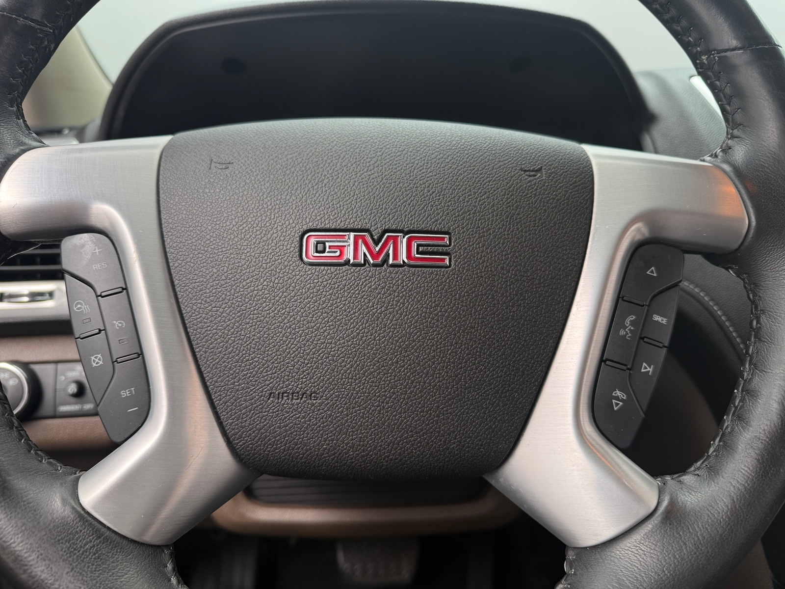Thumbnail: 2017 GMC Acadia - 4
