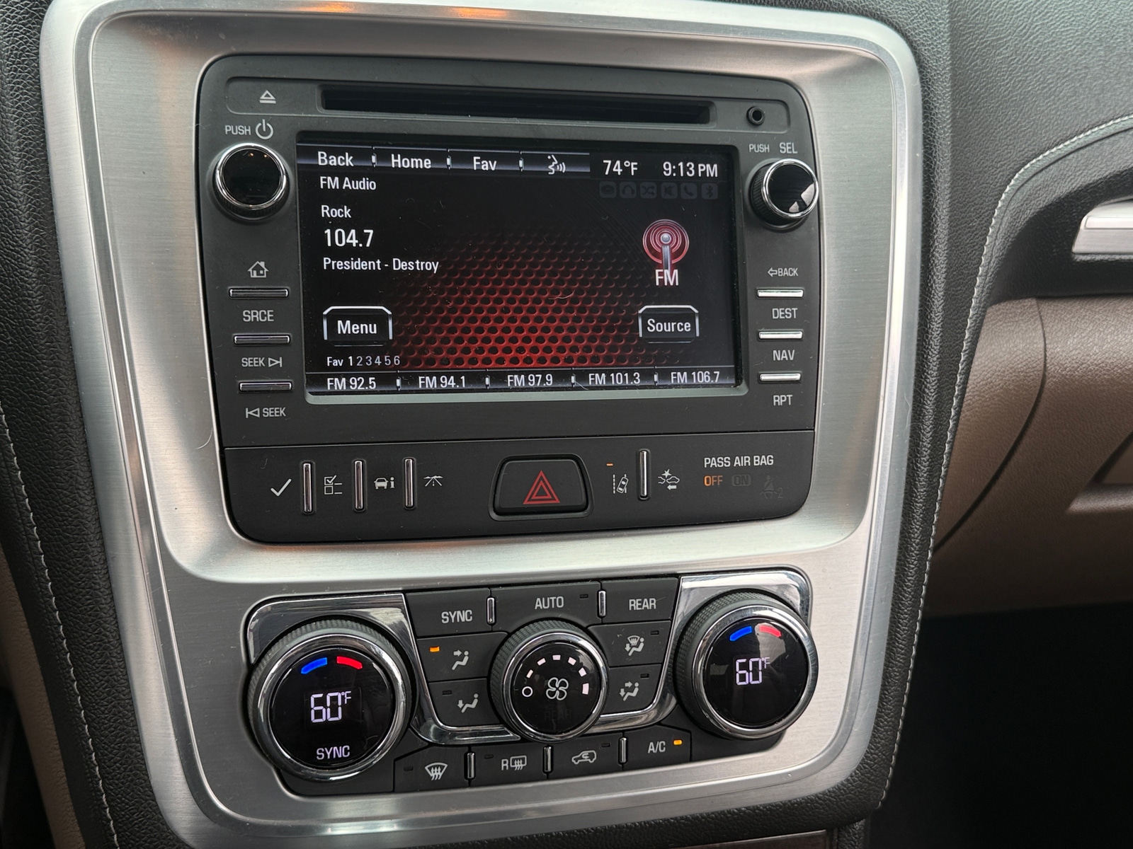 Thumbnail: 2017 GMC Acadia - 3