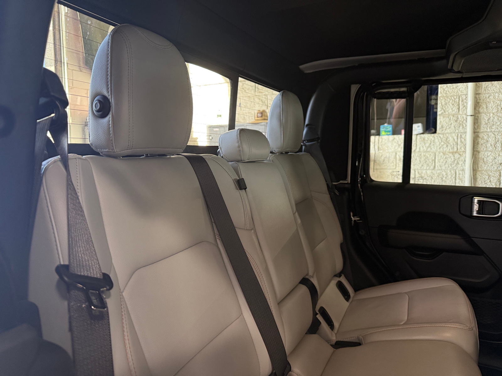 Thumbnail: 2023 Jeep Gladiator - 5