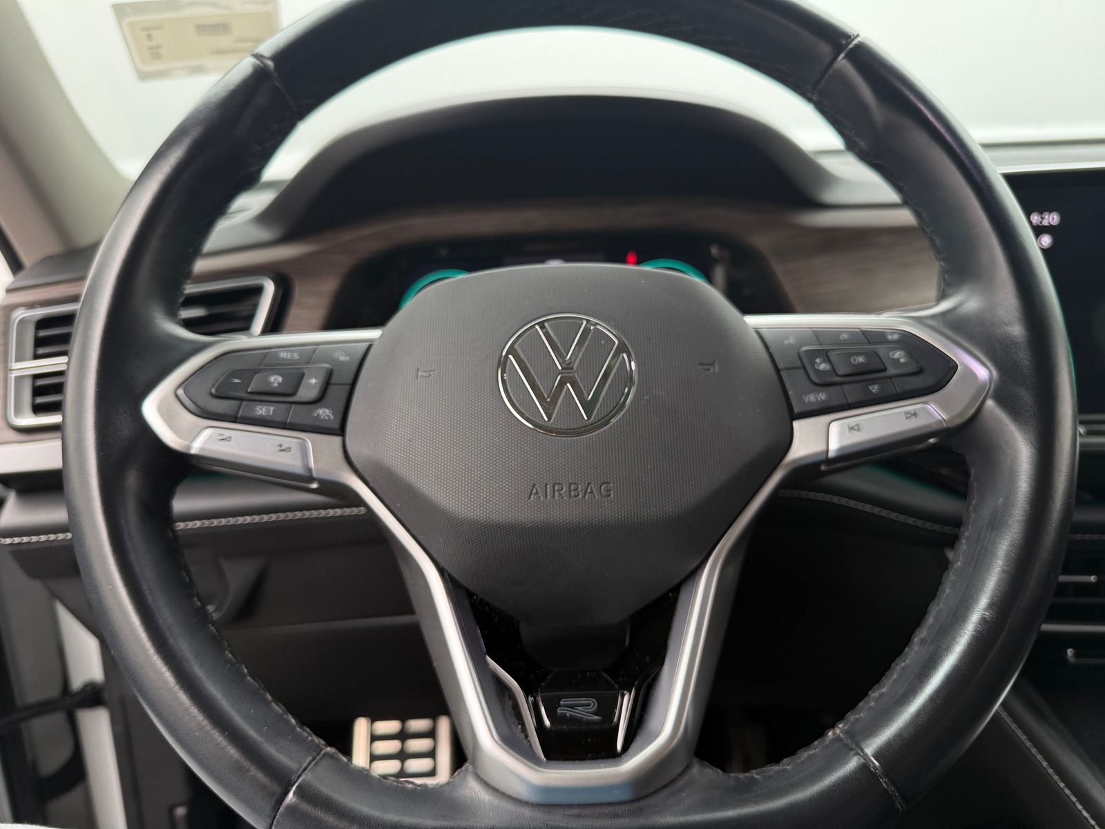 Thumbnail: 2024 Volkswagen Atlas - 4