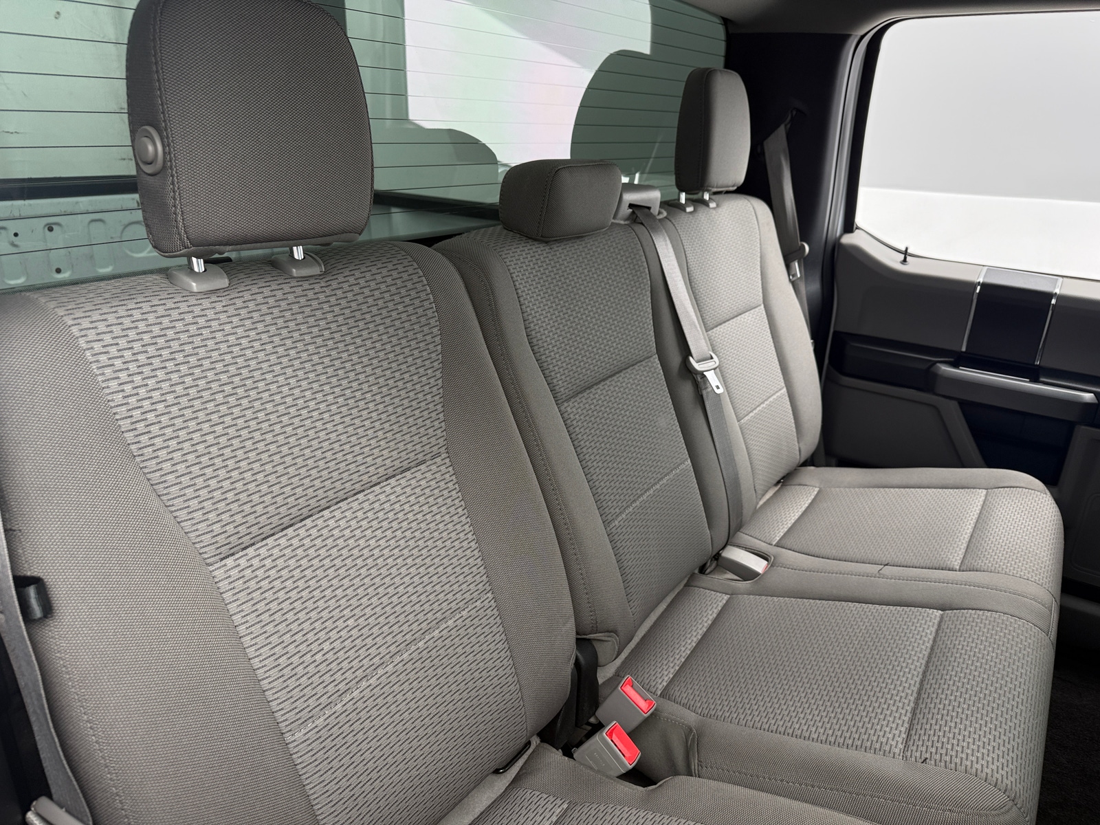 Thumbnail: 2018 Ford Econoline - 6