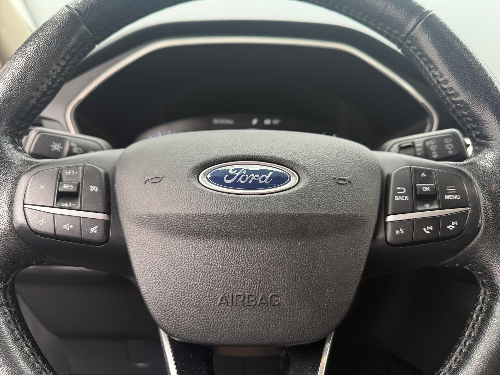 Thumbnail: 2020 Ford Escape - 4