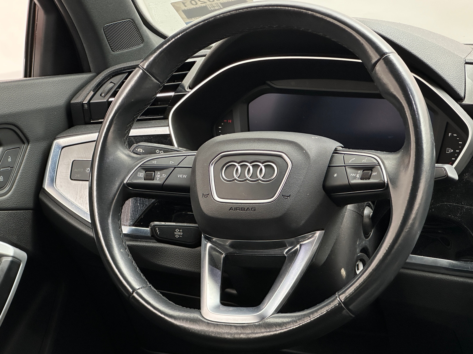 Thumbnail: 2021 Audi Q3 - 4