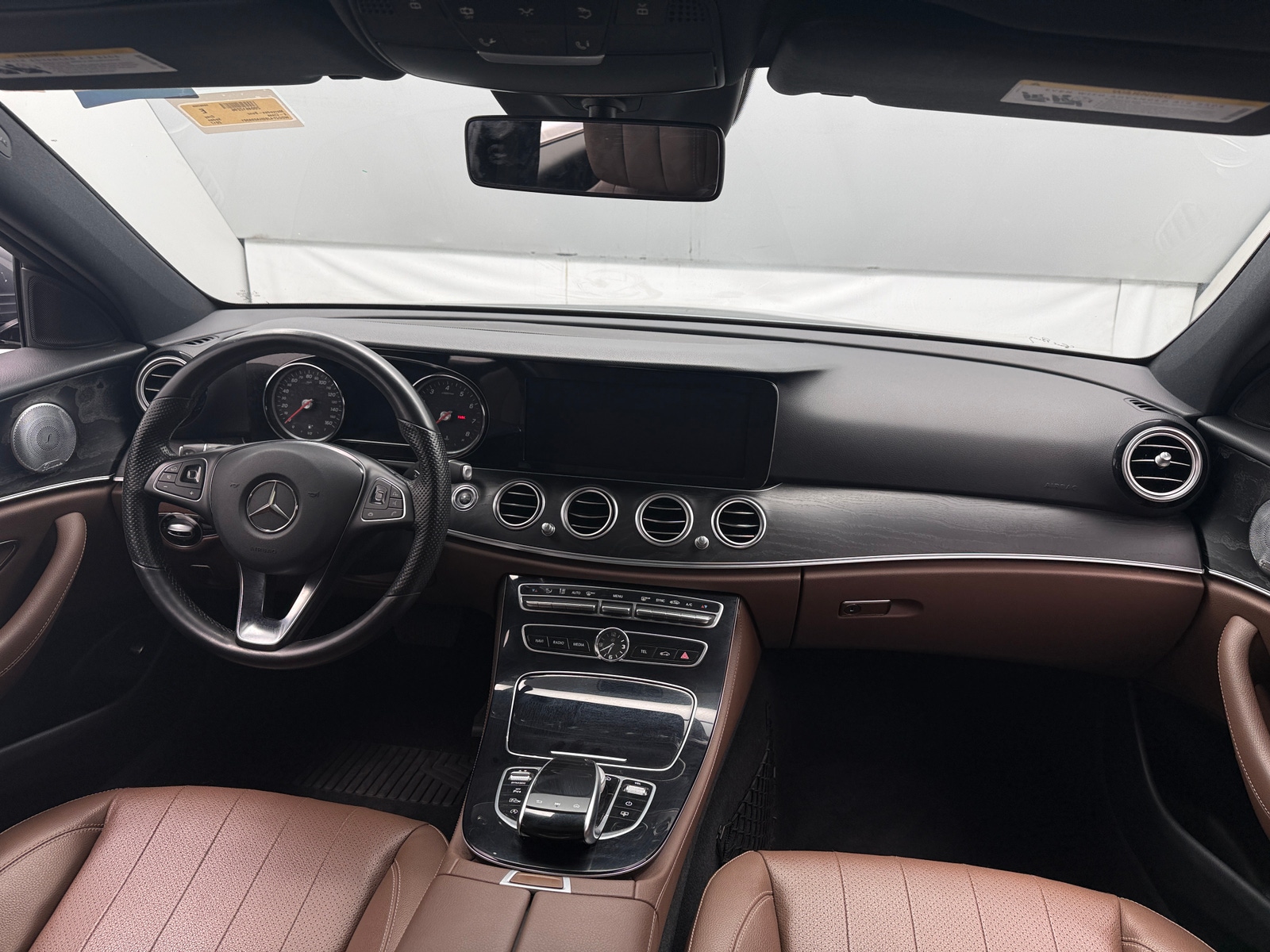 Thumbnail: 2017 Mercedes-Benz E-Class - 2