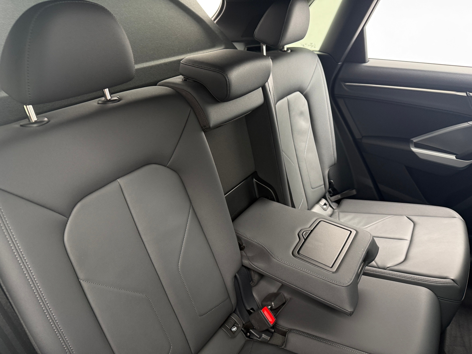 Thumbnail: 2023 Audi Q3 - 5