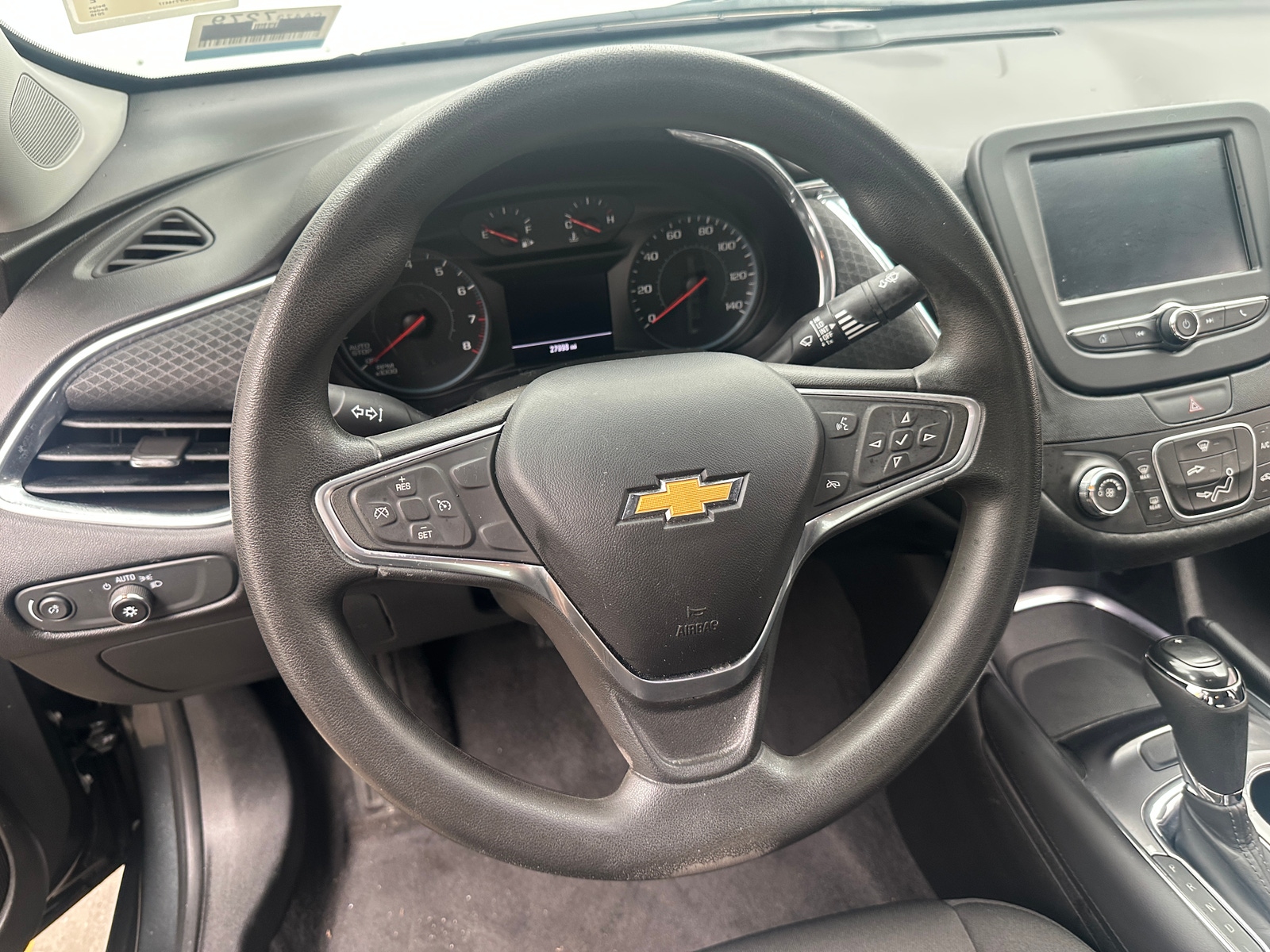 Thumbnail: 2018 Chevrolet Malibu - 5