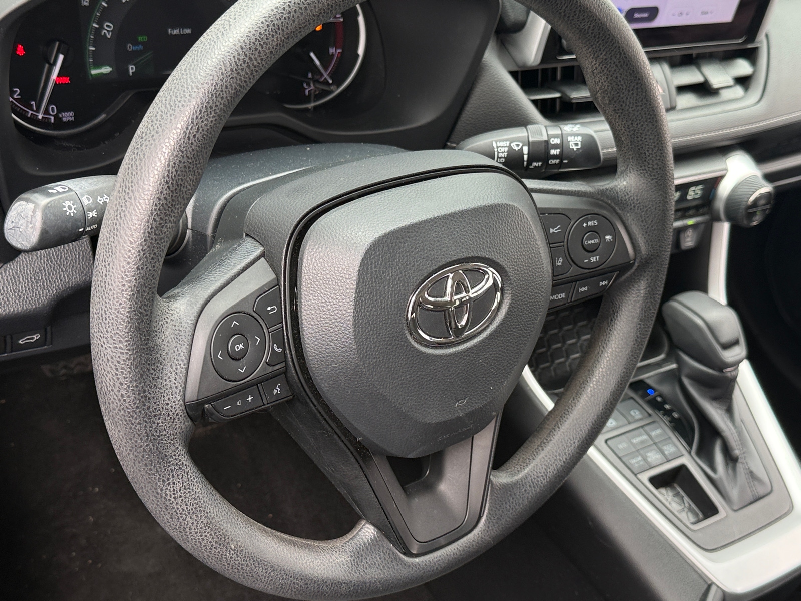 Thumbnail: 2023 Toyota RAV4 - 5