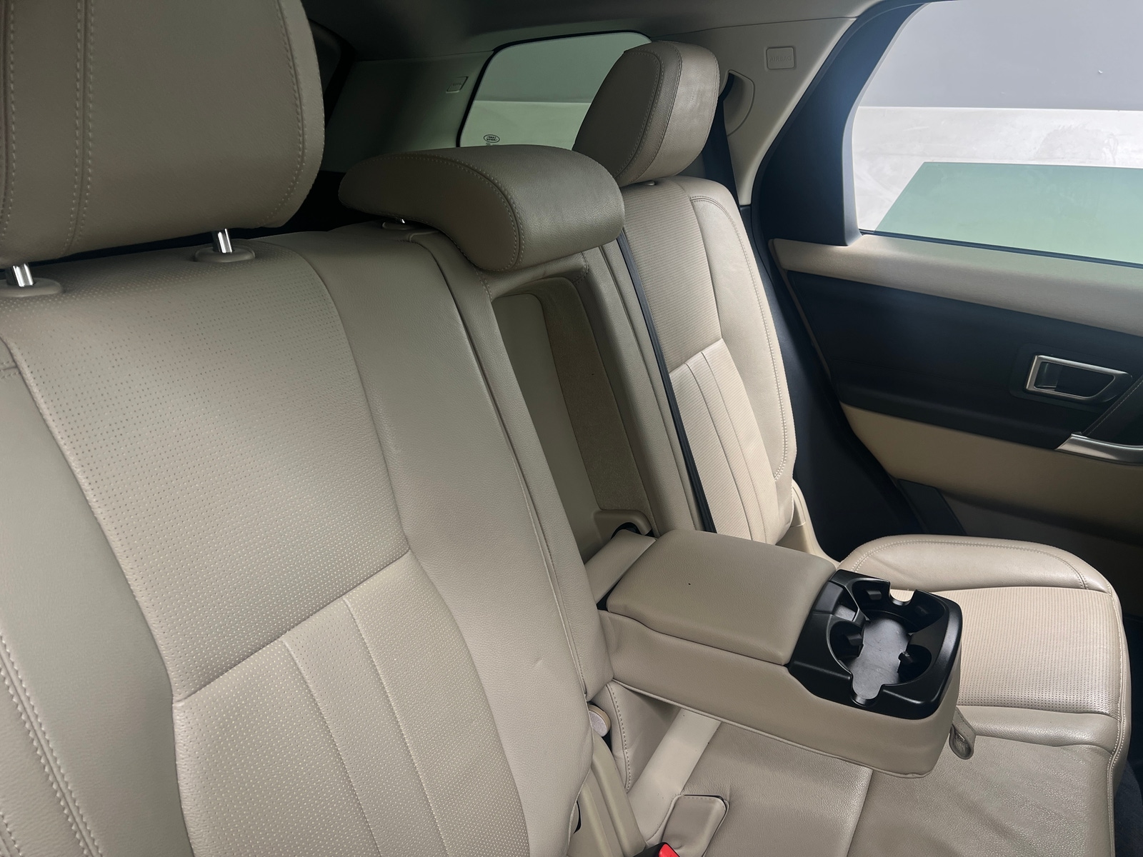 Thumbnail: 2019 Land Rover Discovery Sport - 5