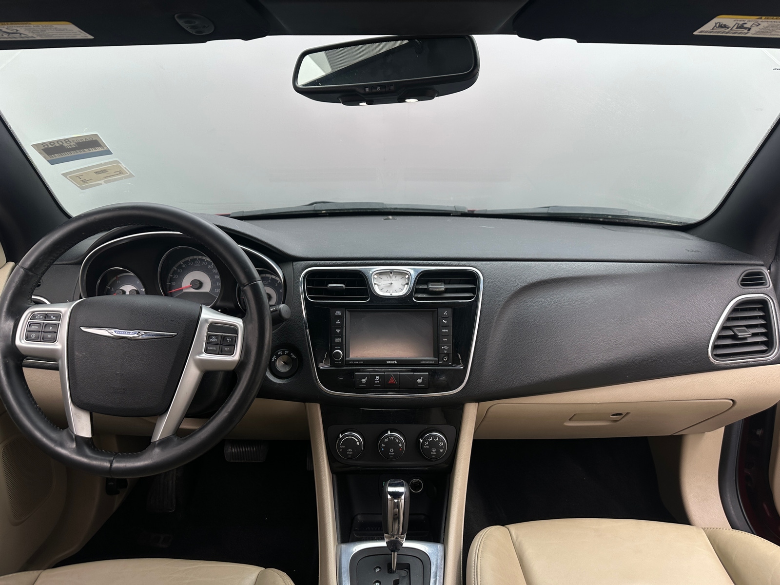 Thumbnail: 2013 Chrysler 200 - 2