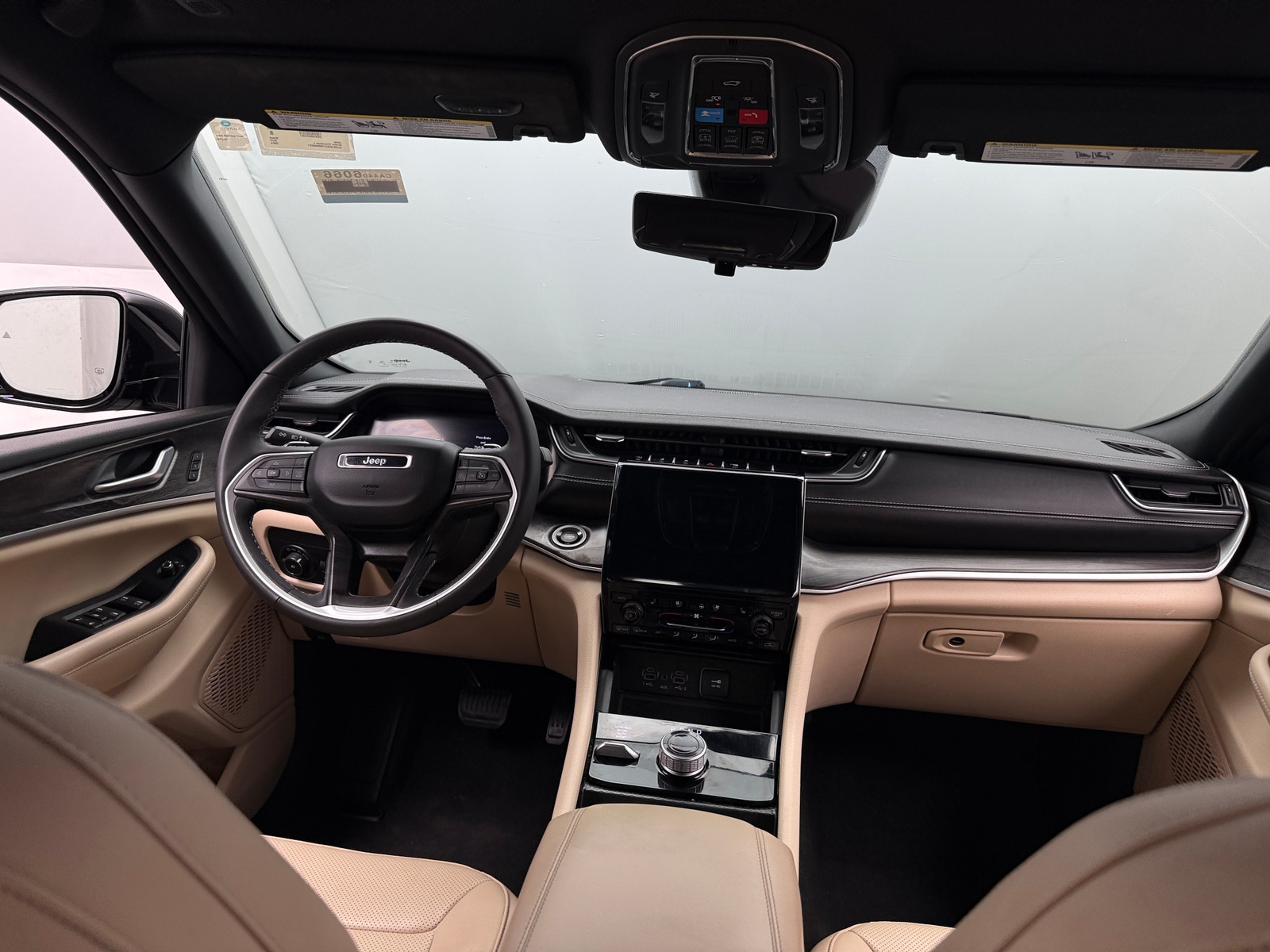 Thumbnail: 2024 Jeep Grand Cherokee L - 2