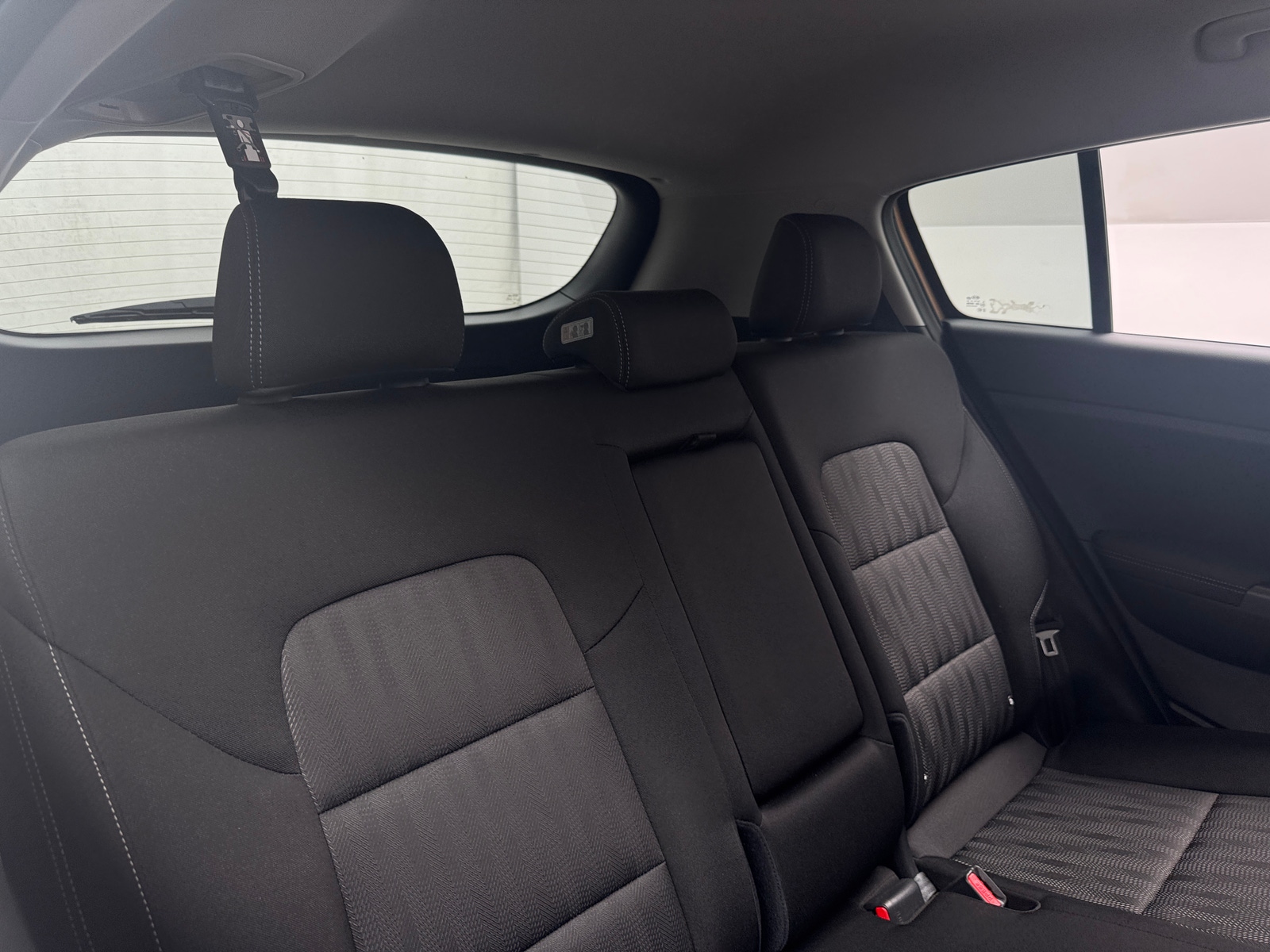 Thumbnail: 2020 Kia Sportage - 6