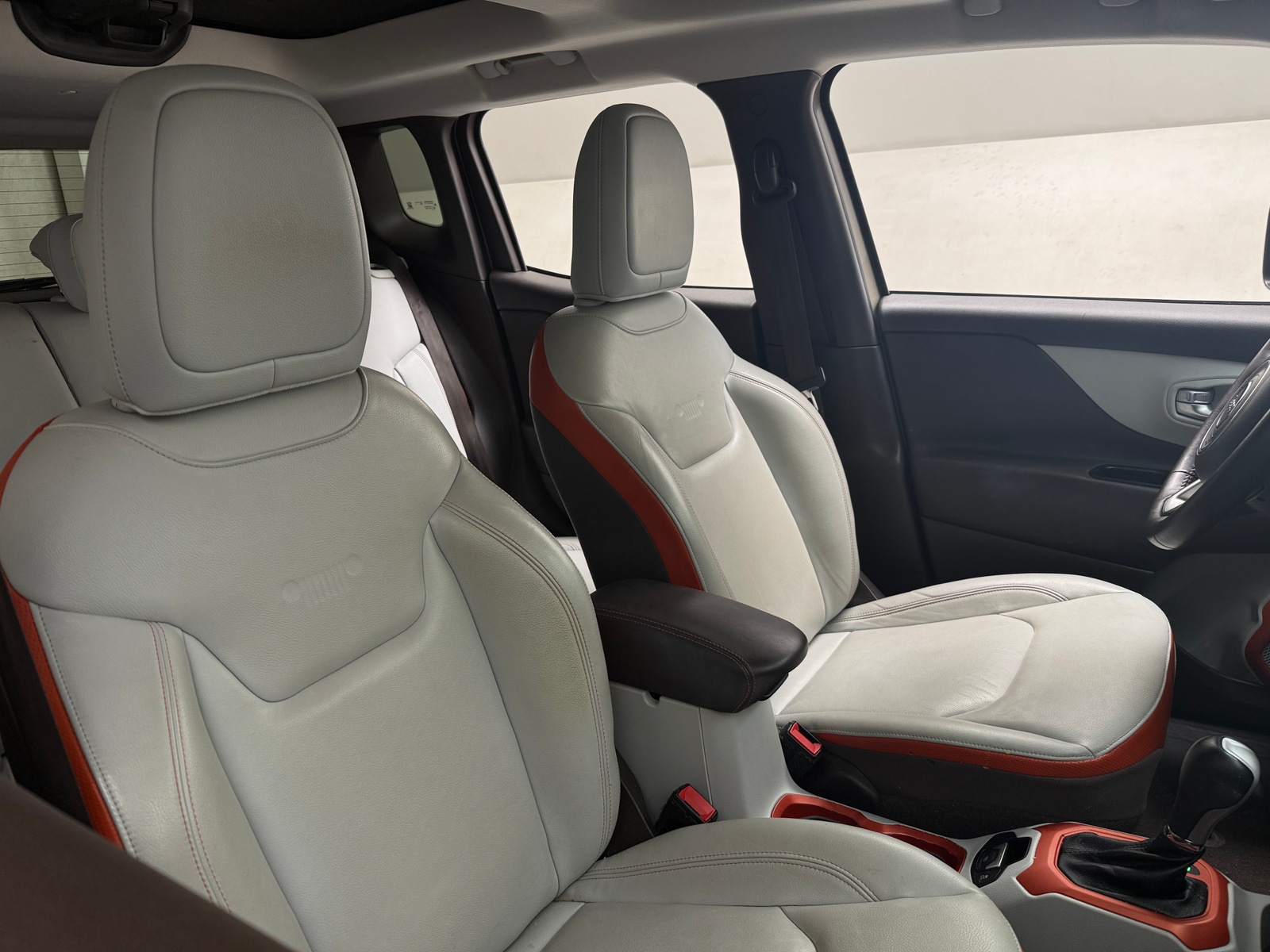 Thumbnail: 2016 Jeep Renegade - 2