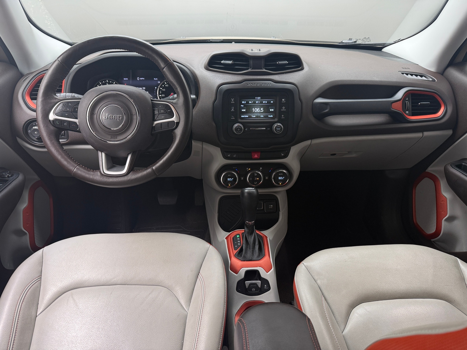 Thumbnail: 2016 Jeep Renegade - 3