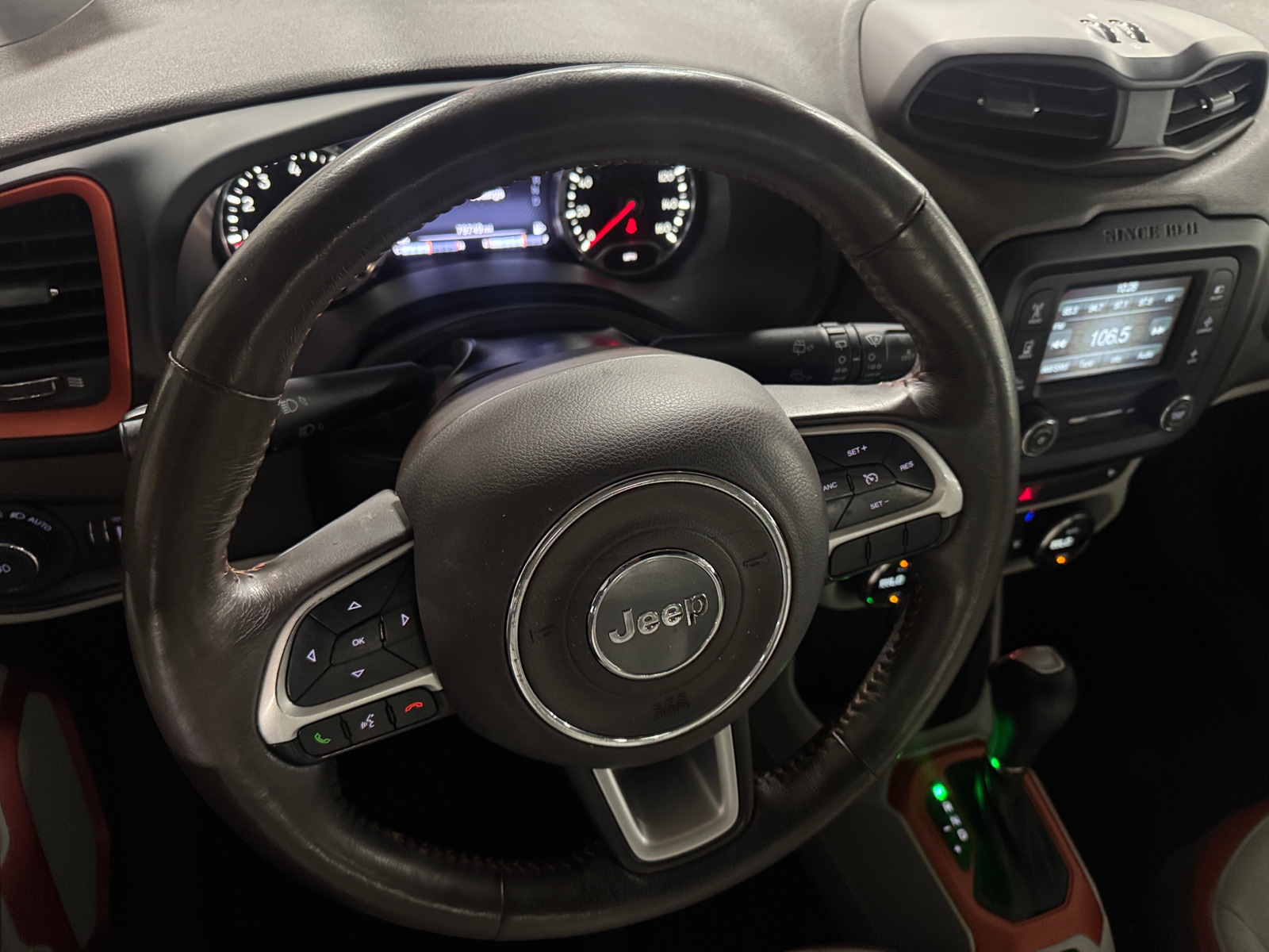 Thumbnail: 2016 Jeep Renegade - 5