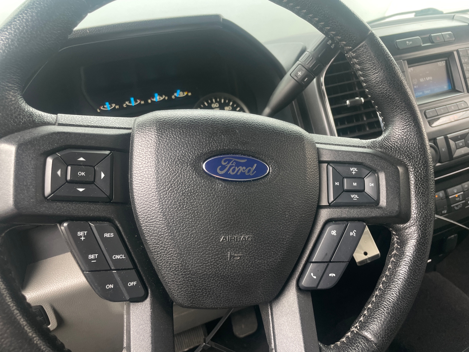 Thumbnail: 2015 Ford Econoline - 5