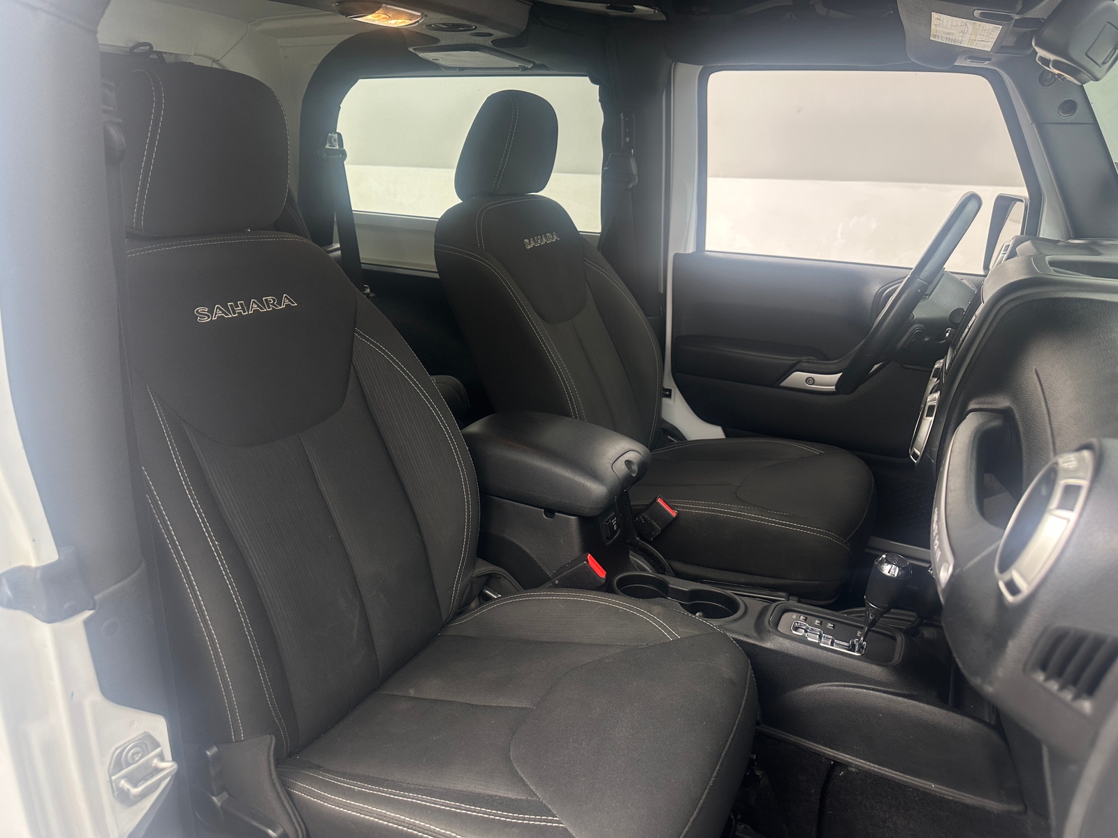 Thumbnail: 2016 Jeep Wrangler - 2