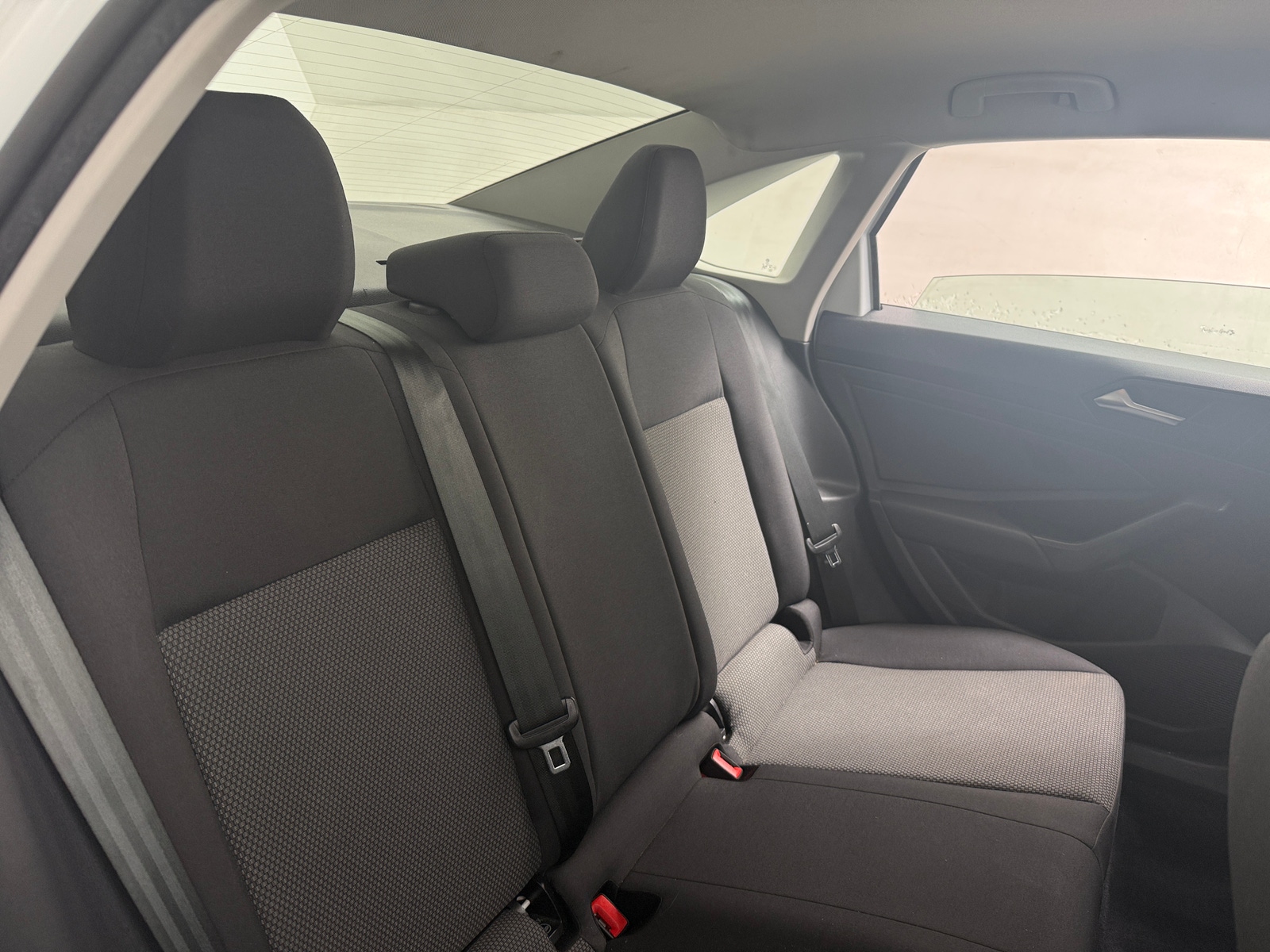 Thumbnail: 2019 Volkswagen Jetta - 6