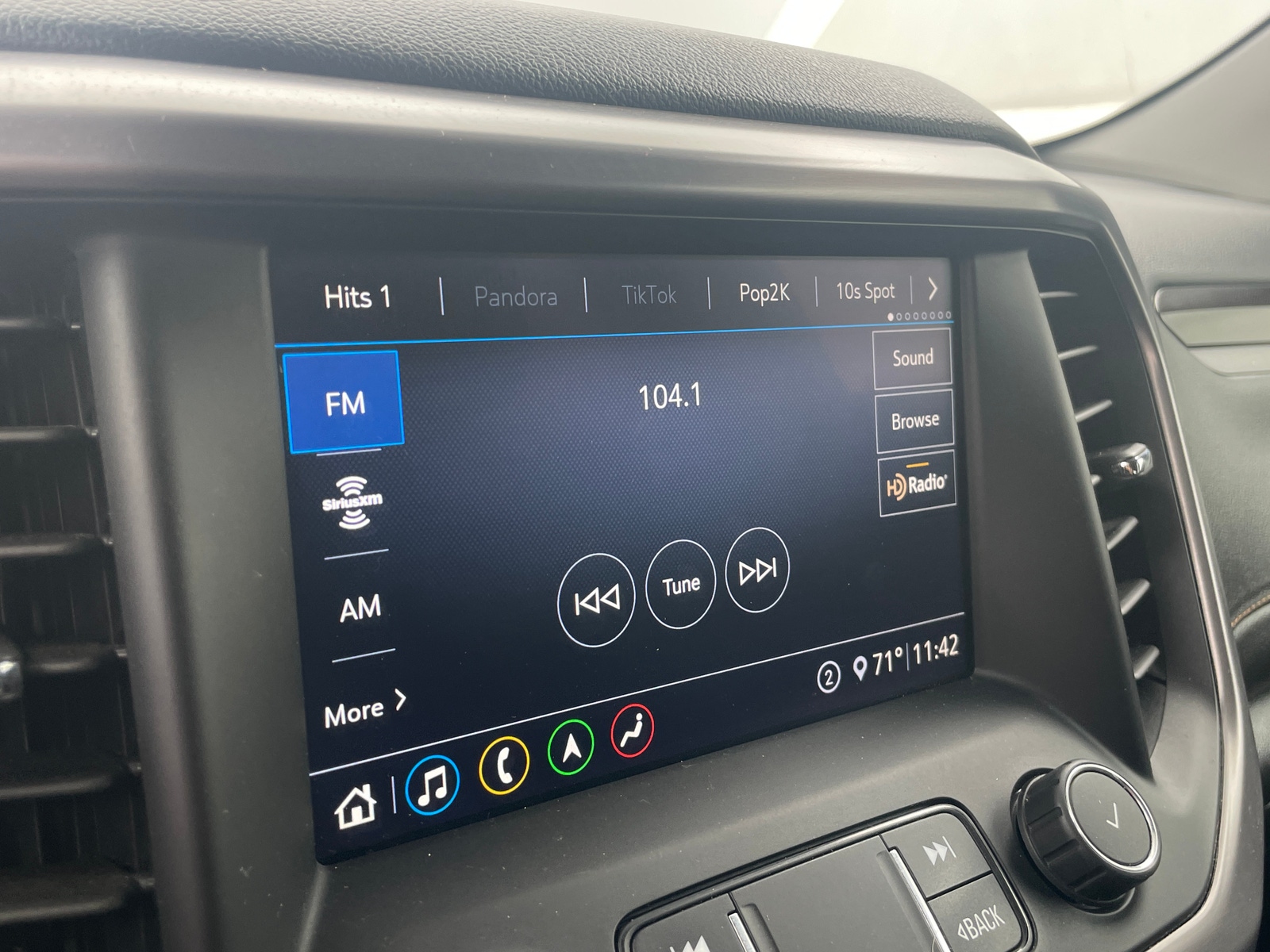 Thumbnail: 2020 GMC Acadia - 4