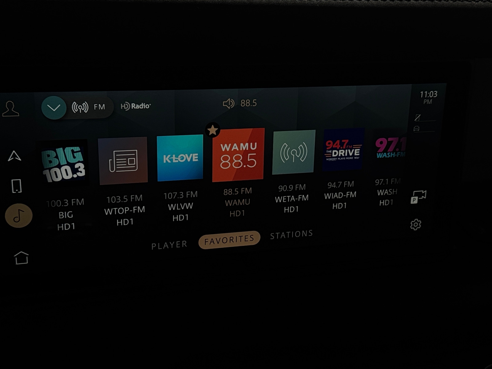 Thumbnail: 2023 Land Rover Defender - 3