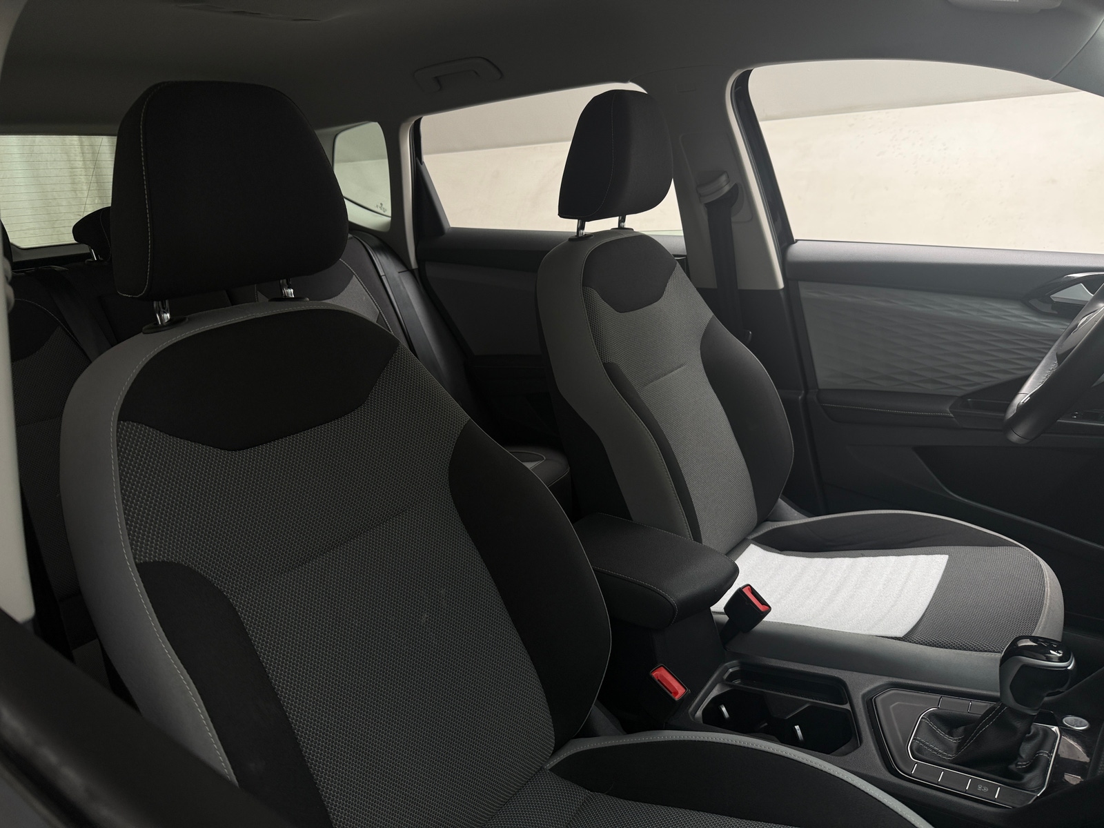 Thumbnail: 2024 Volkswagen Taos - 6