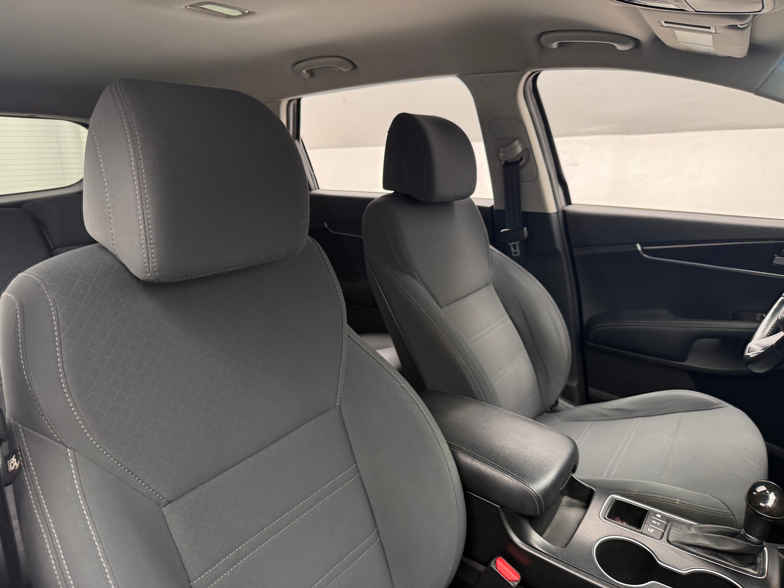 Thumbnail: 2017 Kia Sorento - 2