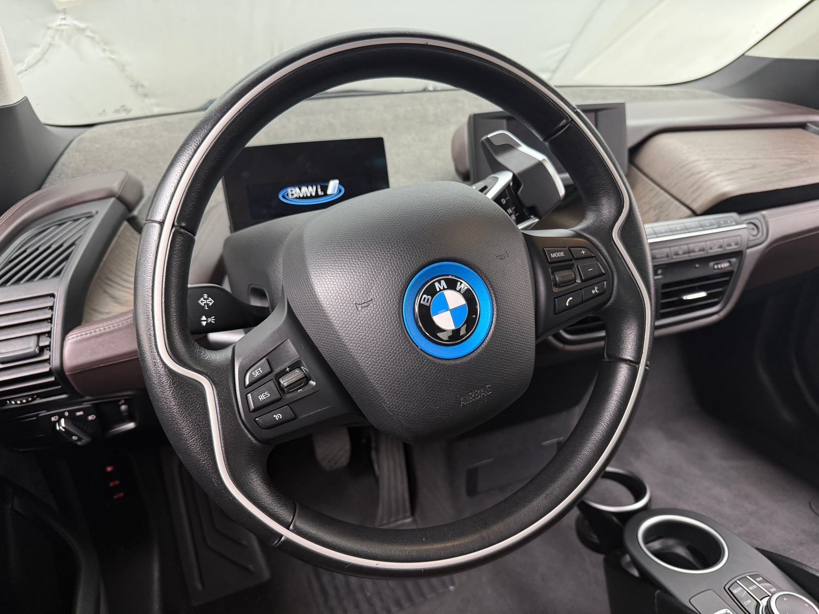 Thumbnail: 2019 BMW i3 - 4
