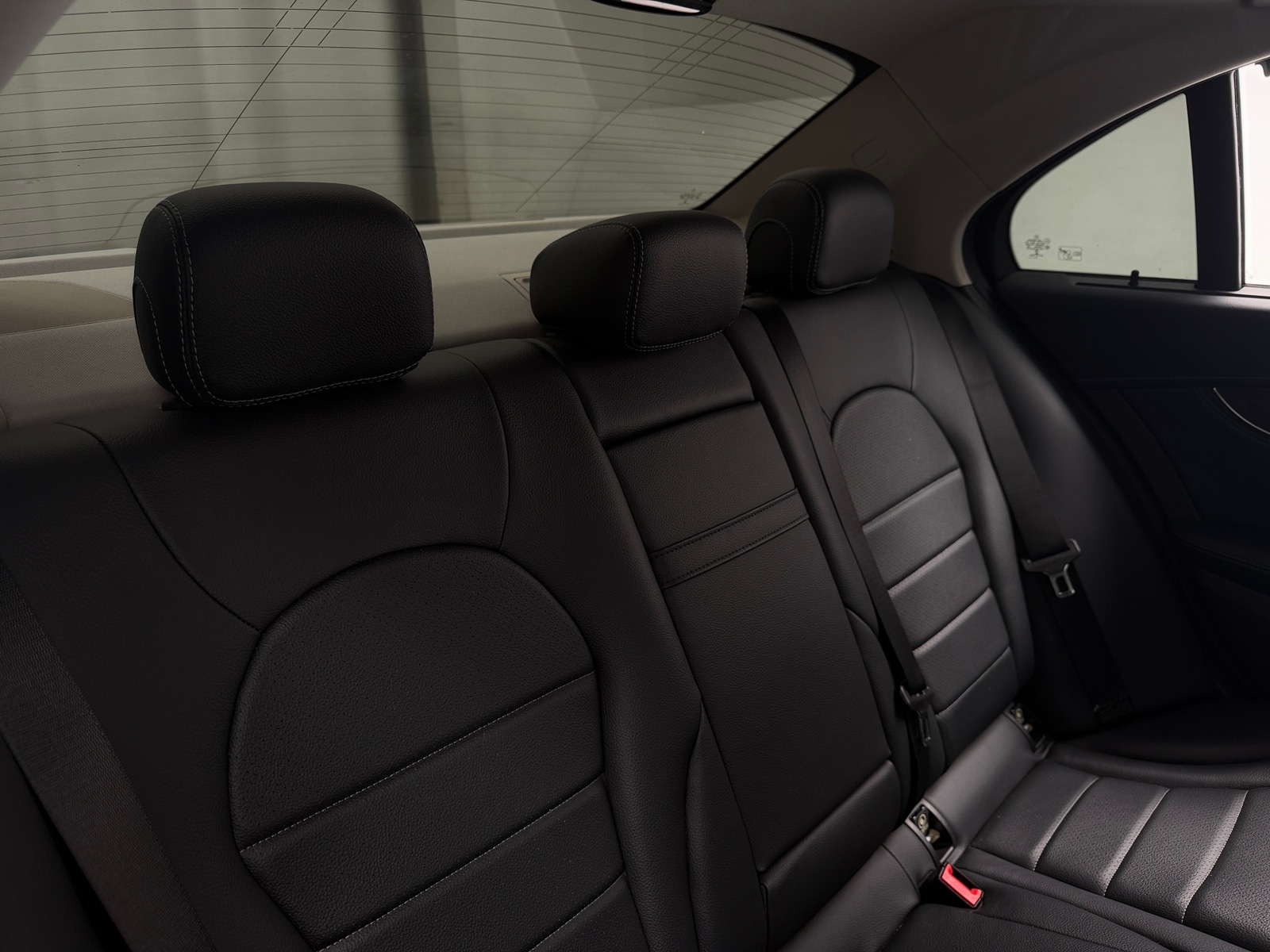 Thumbnail: 2015 Mercedes-Benz C-Class - 5