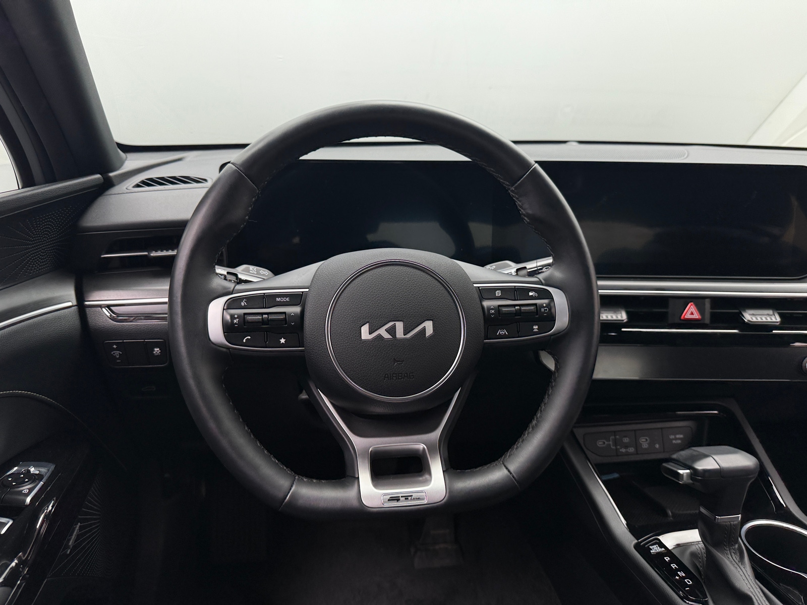 Thumbnail: 2026 Kia K5 - 4