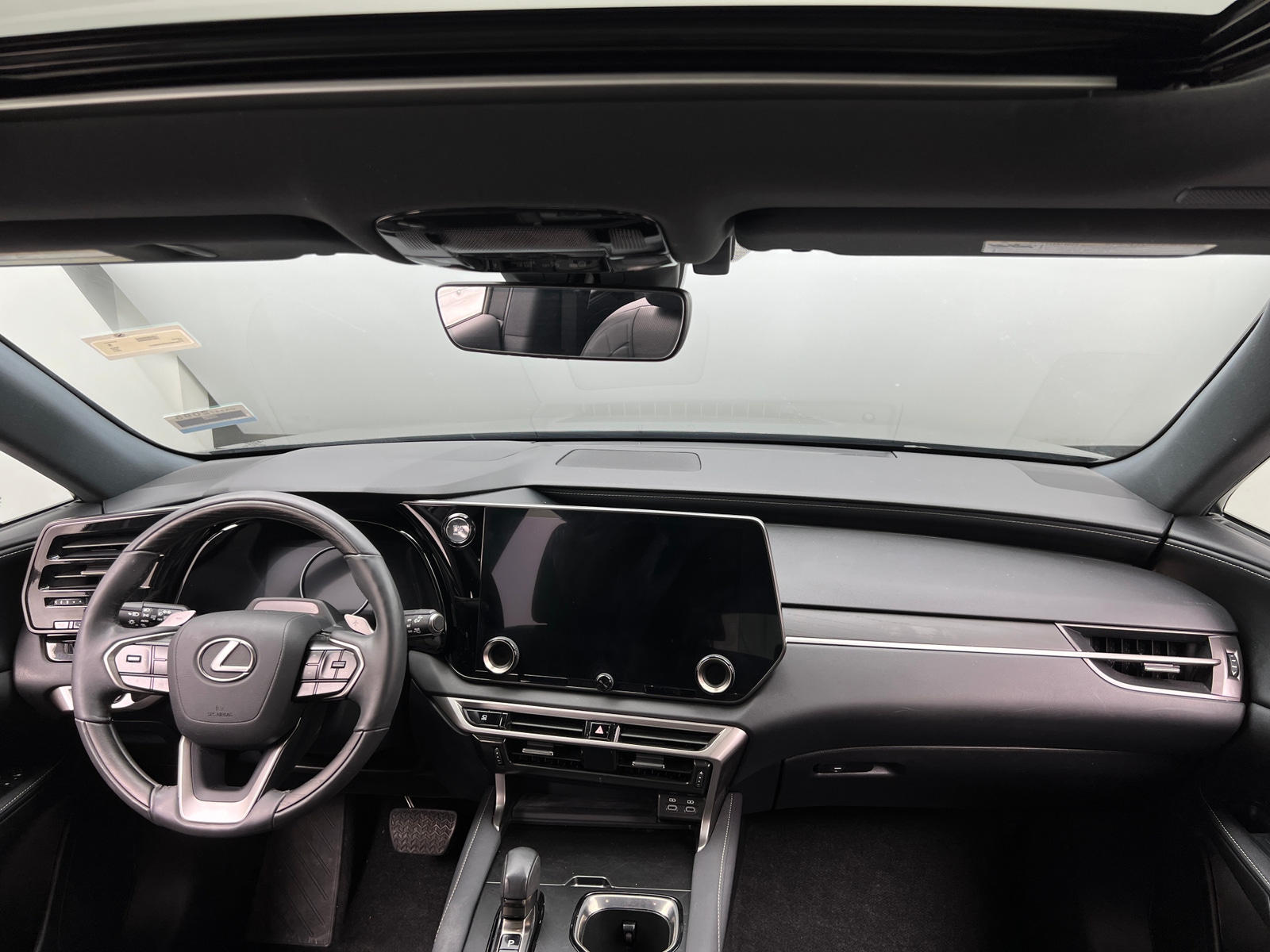 Thumbnail: 2024 Lexus RX - 3