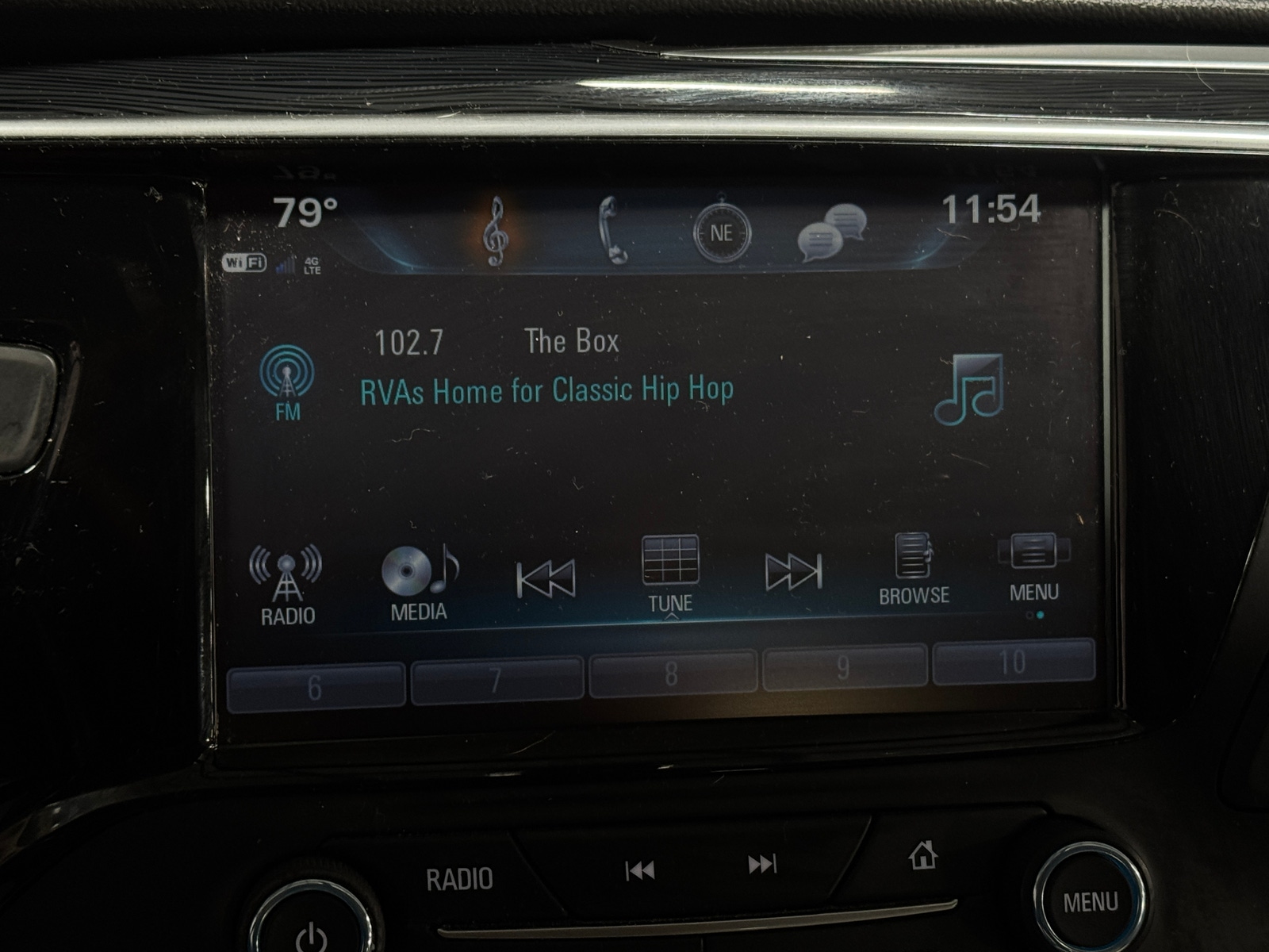 Thumbnail: 2017 Buick Envision - 3