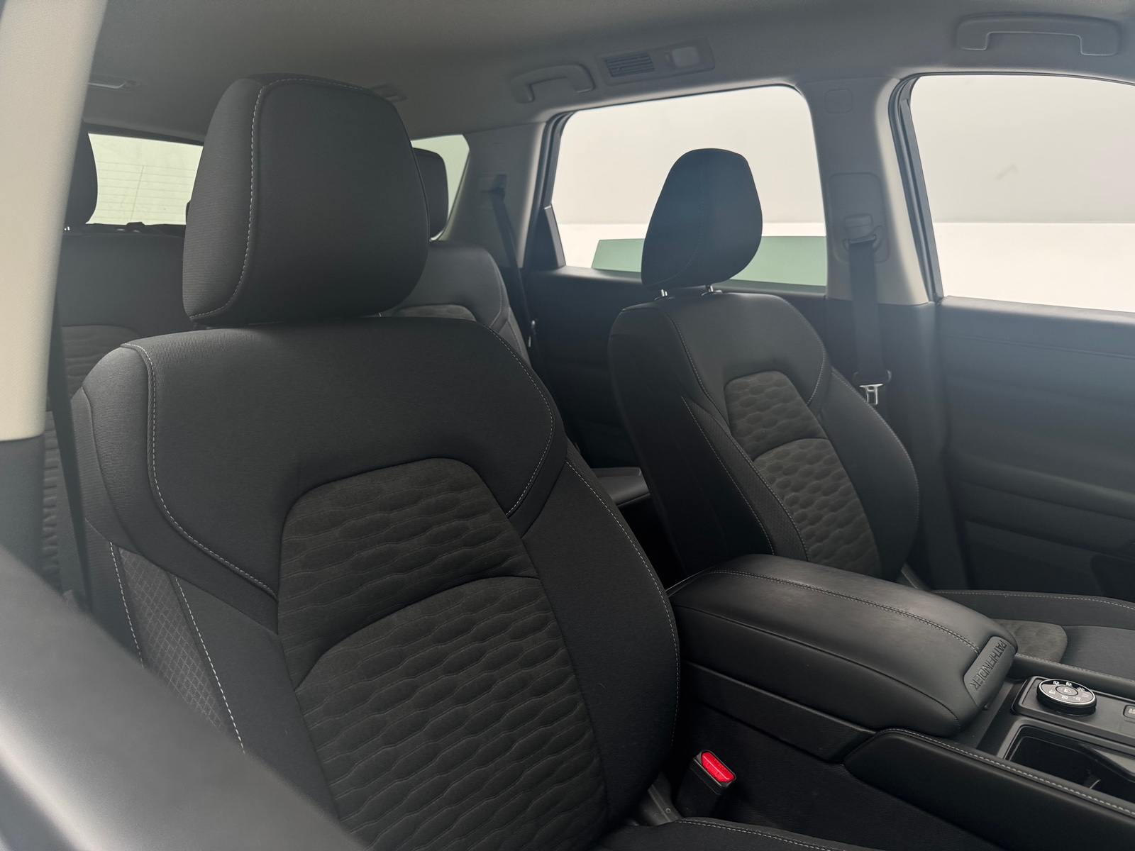 Thumbnail: 2025 Nissan Pathfinder - 2