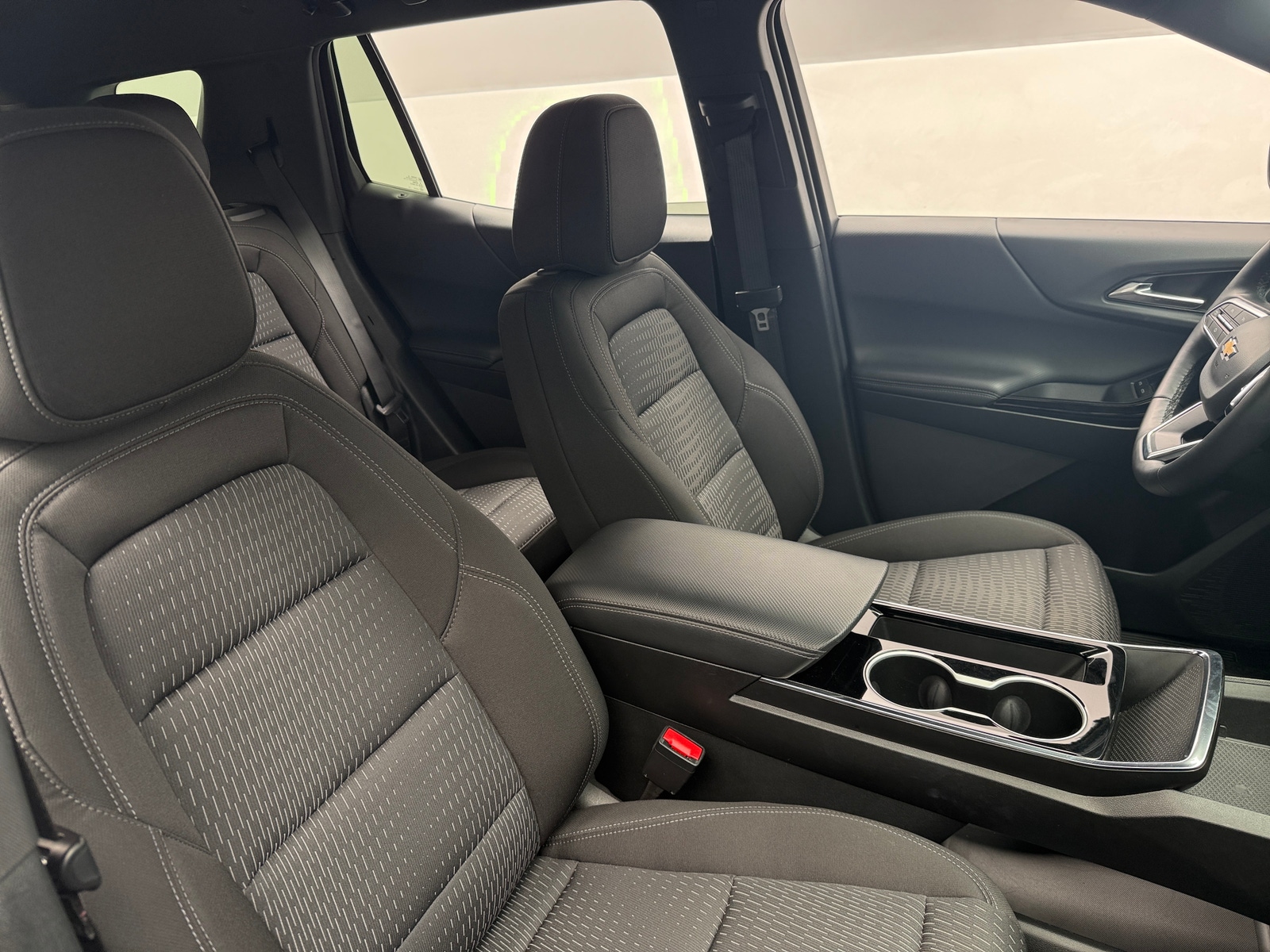 Thumbnail: 2025 Chevrolet Equinox - 2