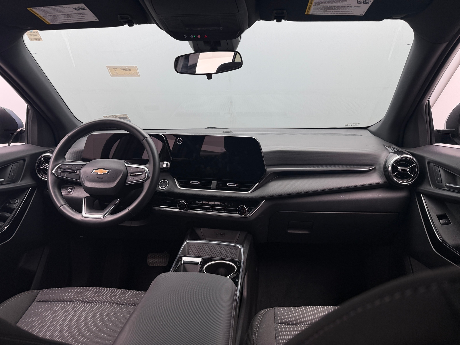 Thumbnail: 2025 Chevrolet Equinox - 3