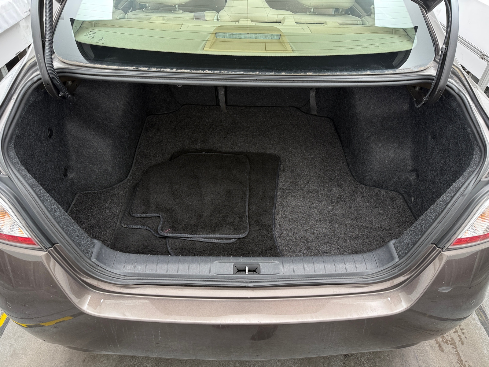 Thumbnail: 2015 Nissan Altima - 6