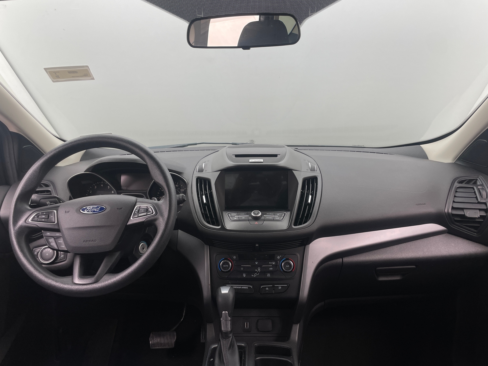 Thumbnail: 2017 Ford Escape - 3