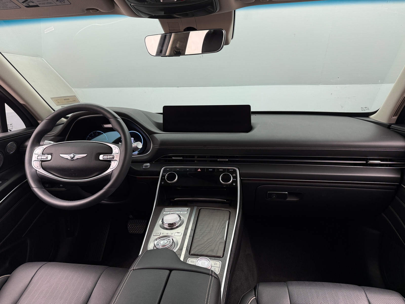 Thumbnail: 2023 Genesis GV80 - 2