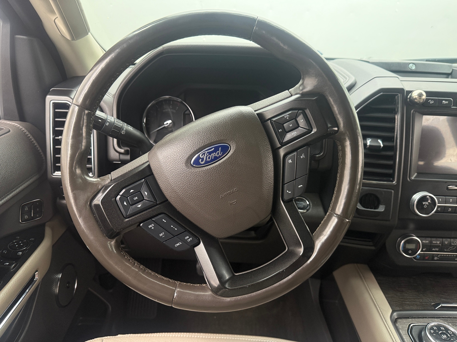 Thumbnail: 2019 Ford Expedition - 4
