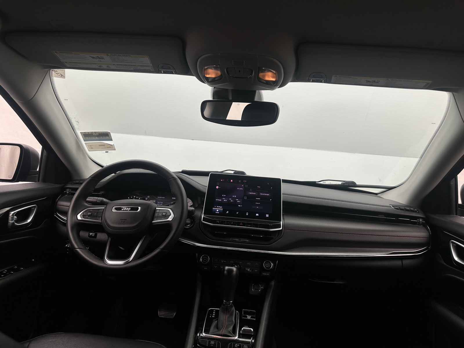 Thumbnail: 2022 Jeep Compass - 3