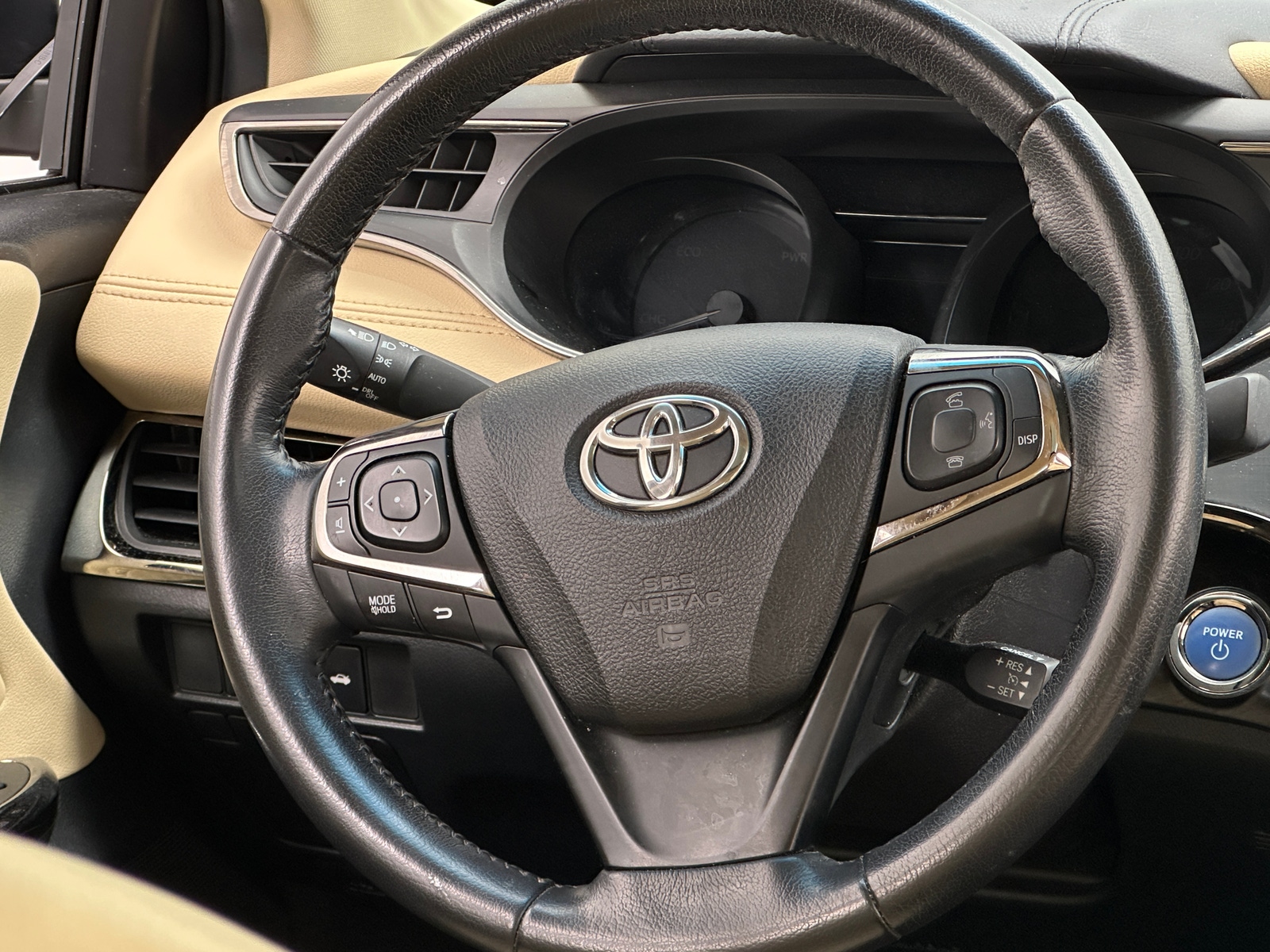 Thumbnail: 2016 Toyota Avalon - 4