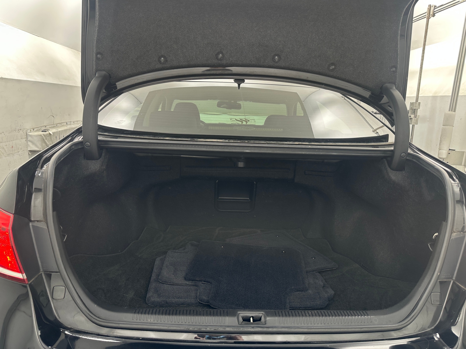 Thumbnail: 2011 Lexus ES - 7