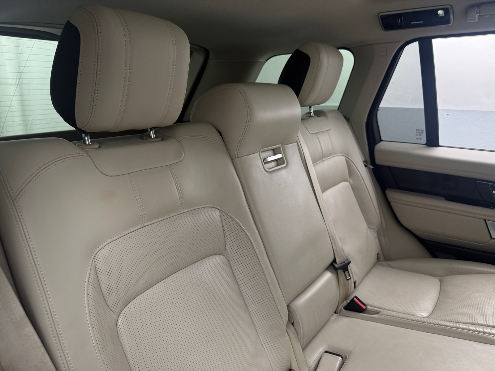 Thumbnail: 2021 Land Rover Range Rover - 5