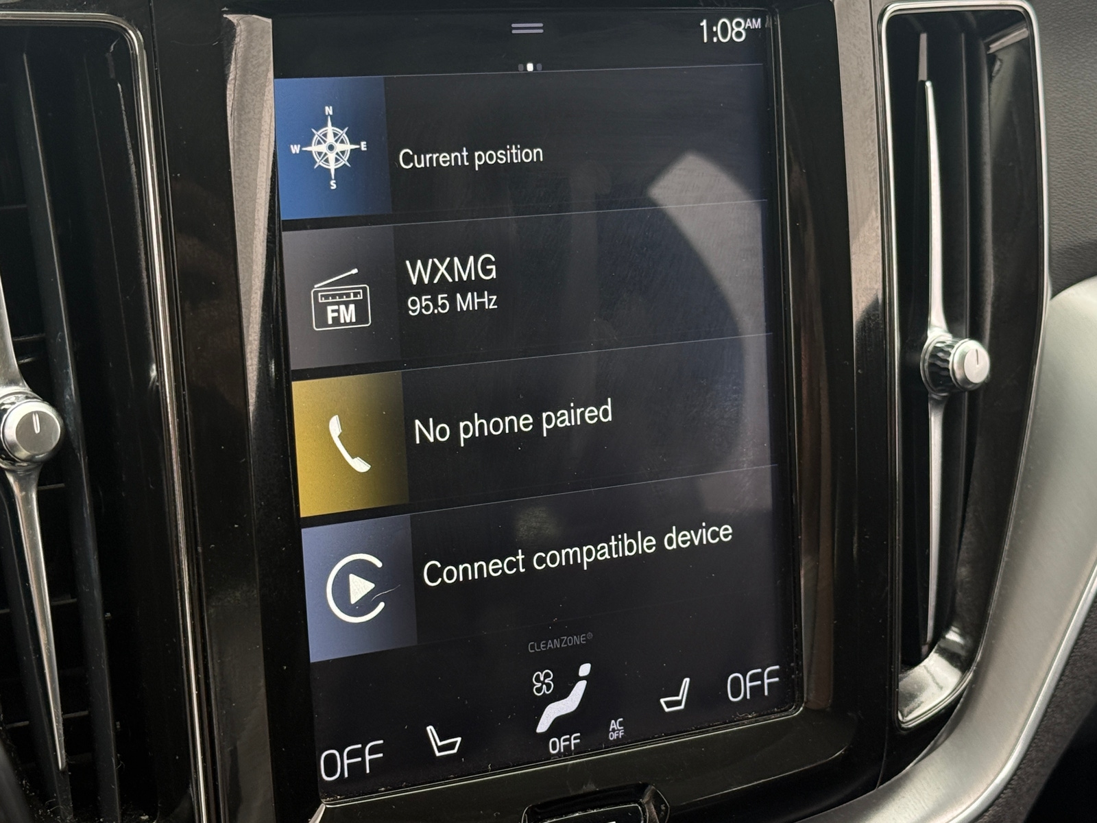 Thumbnail: 2018 Volvo XC60 - 3