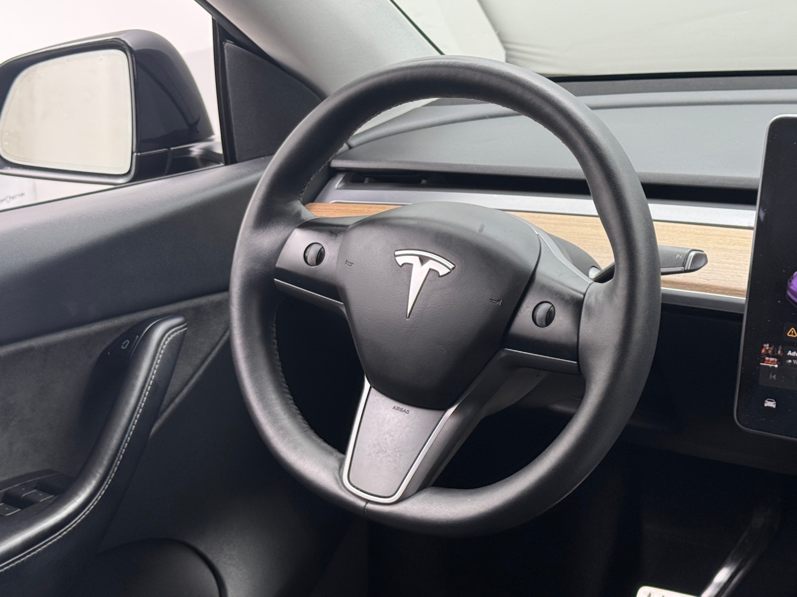 Thumbnail: 2022 Tesla Model Y - 4