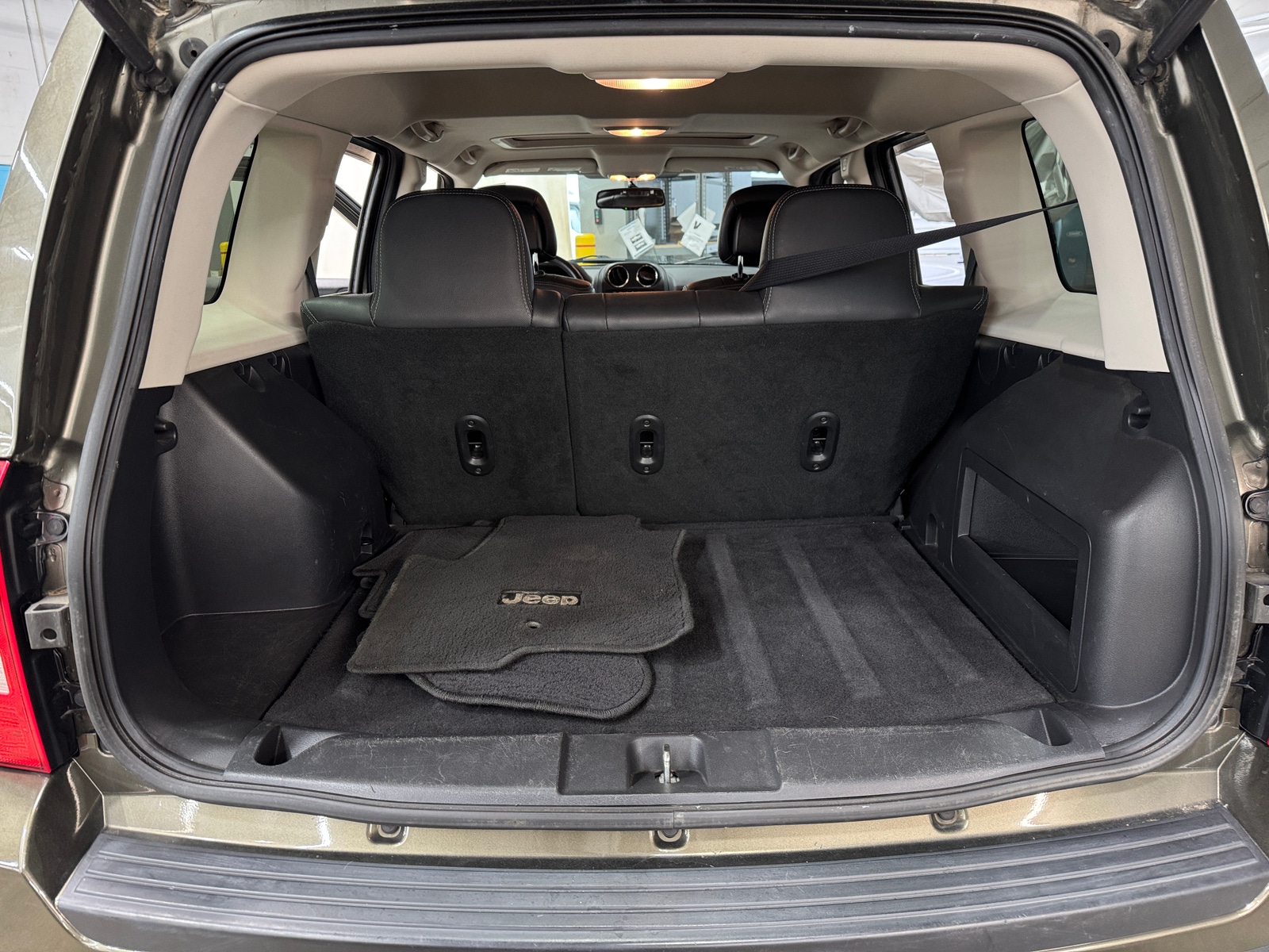 Thumbnail: 2015 Jeep Patriot - 5