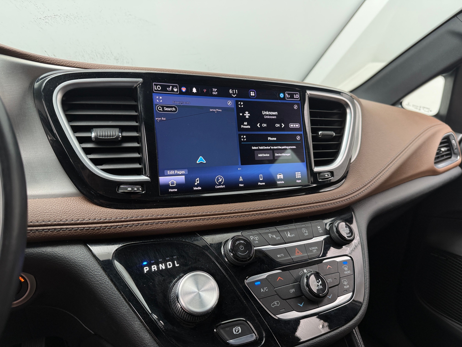 Thumbnail: 2021 Chrysler Pacifica - 3