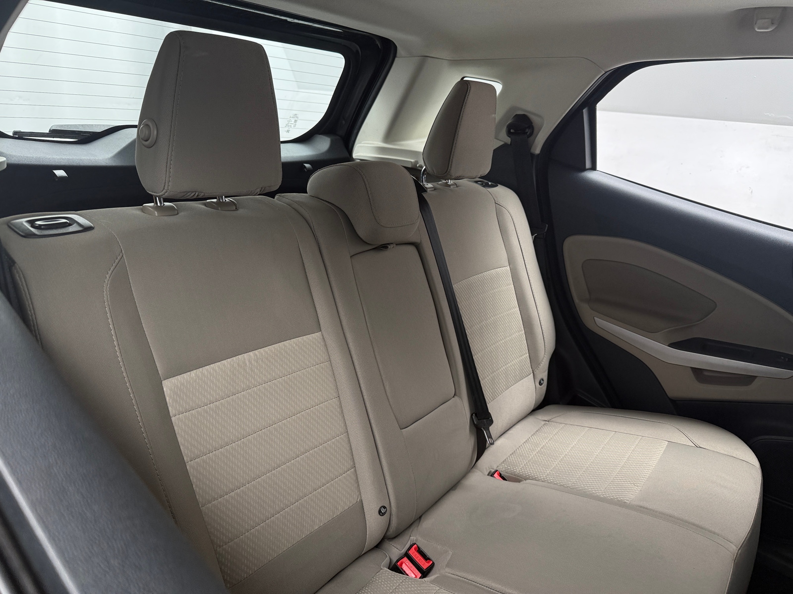 Thumbnail: 2021 Ford EcoSport - 6