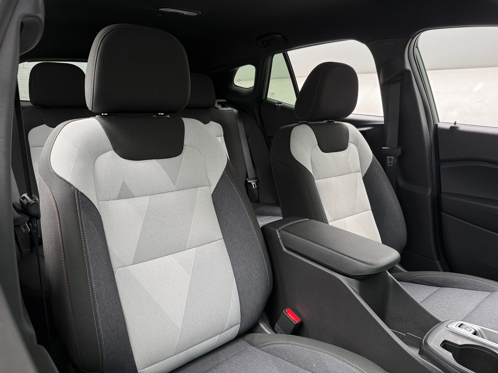 Thumbnail: 2024 Chevrolet Trax - 2