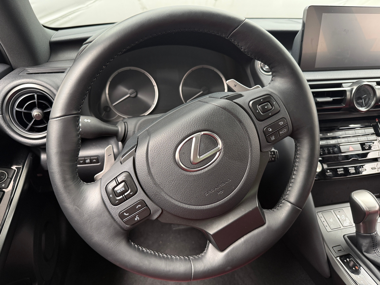 Thumbnail: 2025 Lexus IS - 4